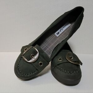 AE Vintage Moss Green Suede Wedge Loafers with Buckle Sz 6